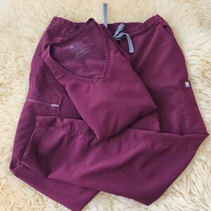 Figs Burgundy V-Neck Scrub Top & Drawstring Pants